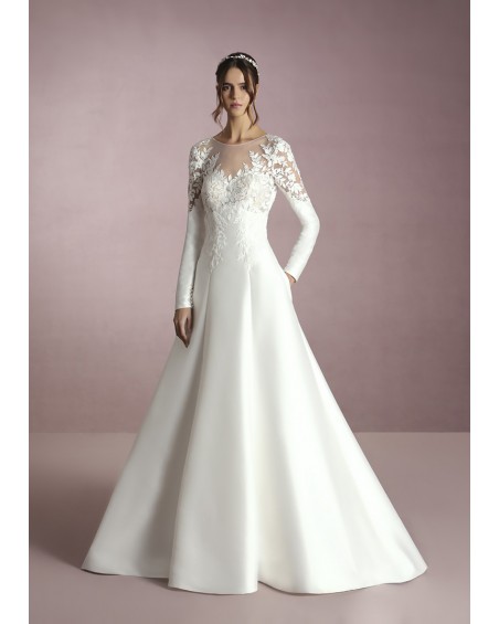 Robe Ena de White One