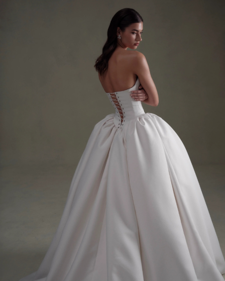 Robe Se066 de Nicole et Felicia