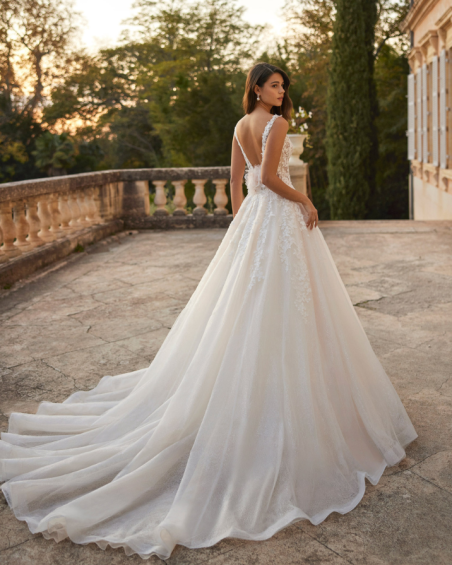 Robe de Mariée, Valleria de Rosa clara