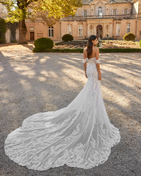 Robe de Mariée, Vilem de Rosa clara