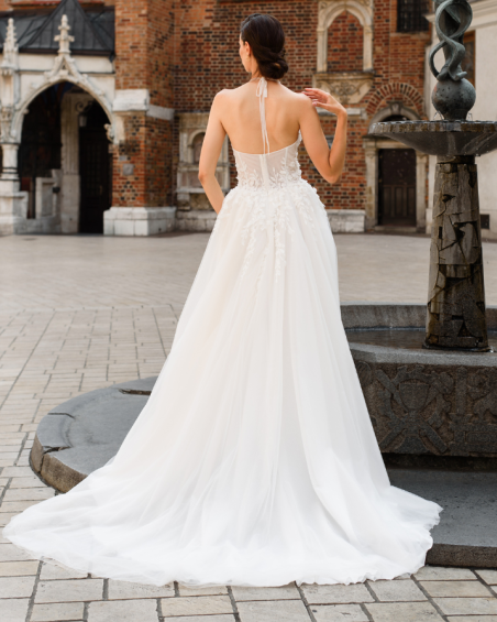 Robe 2506 de QUEEN BRIDE