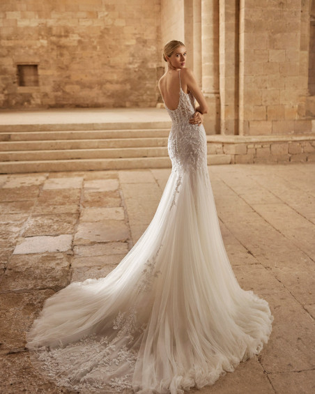 Robe de Mariée, lira de Rosa clara
