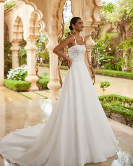Robe de Mariée, Omeya de Rosa clara