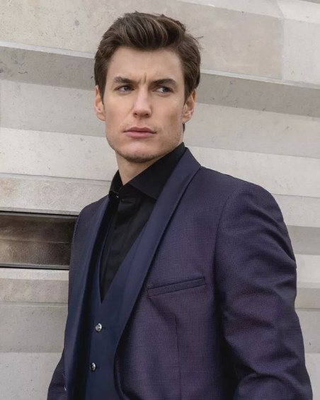 Costume Homme, Sandillon violet