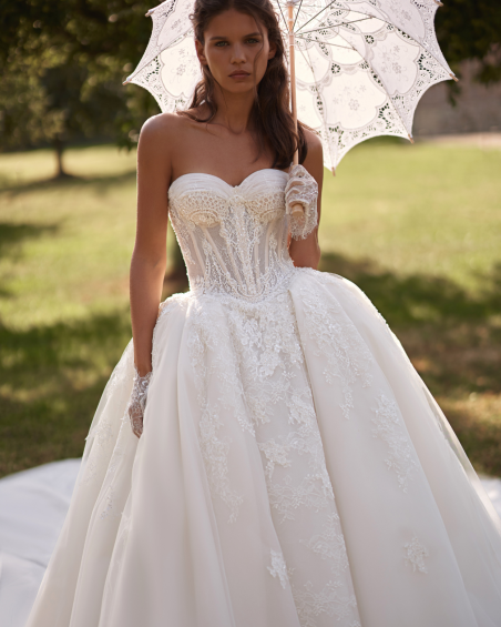 Robe de Mariée, Franka de Lucesposa