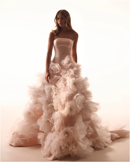 Robe de Mariée, Adela de Lucesposa
