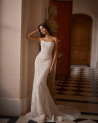 Robe de Mariée, Amanda de Lucesposa