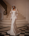Robe de Mariée, Amanda de Lucesposa