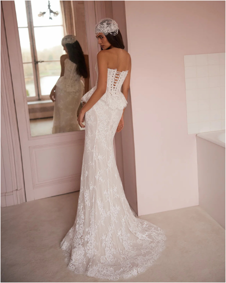 Robe de Mariée, Kiki de Lucesposa