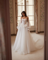 Robe de Mariée, Kiki de Lucesposa