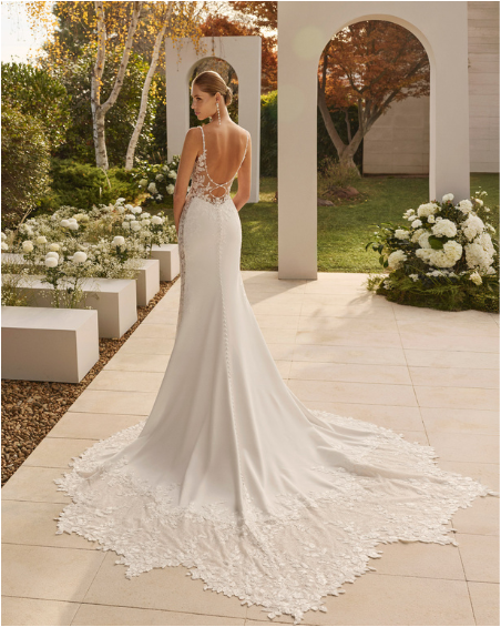 Robe de Mariée, Nelsa de Rosa clara