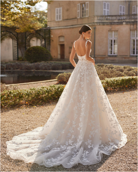 Robe de Mariée, Velaz de Rosa clara