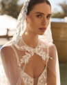 Robe de Mariée, Fibula Luna Novias