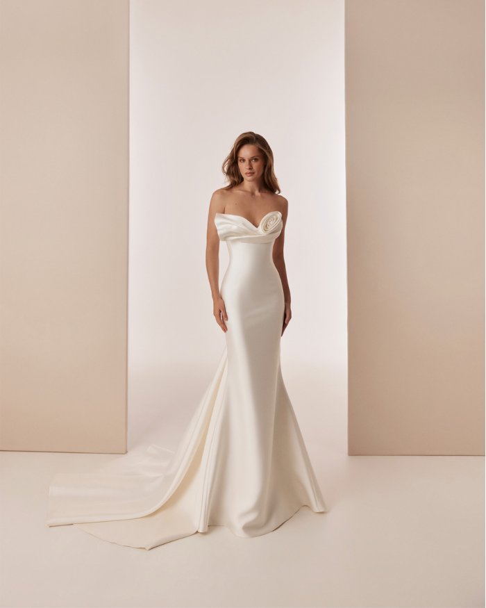 Danika , Elly Bride