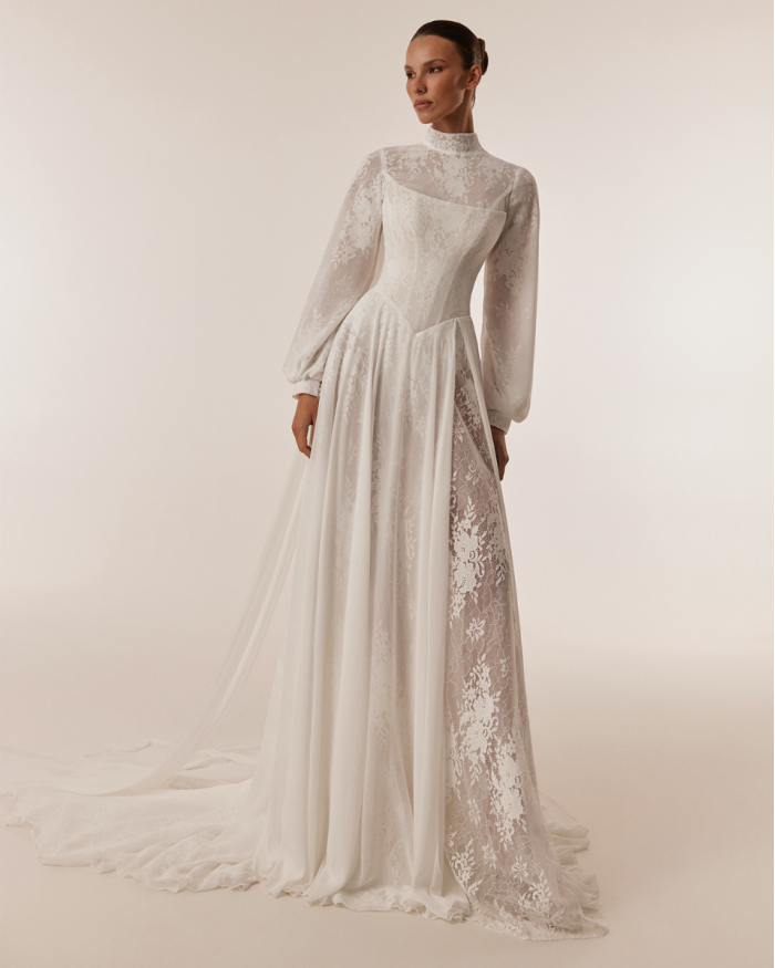 Renata, Elly Bride