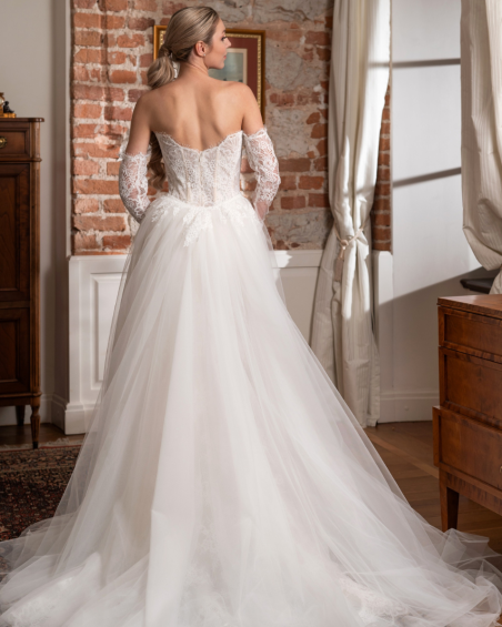 Robe 2750 de QUEEN BRIDE