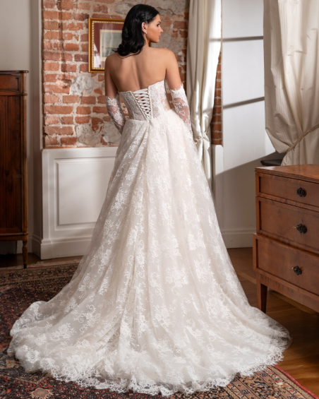 Robe 2748 de QUEEN BRIDE