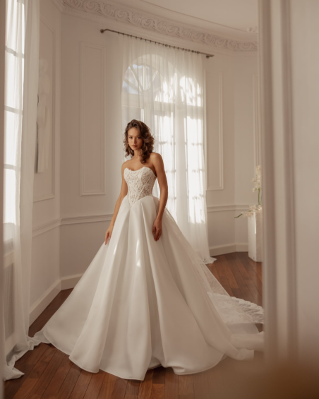 Robe de Mariée, Lucid - Ariamo
