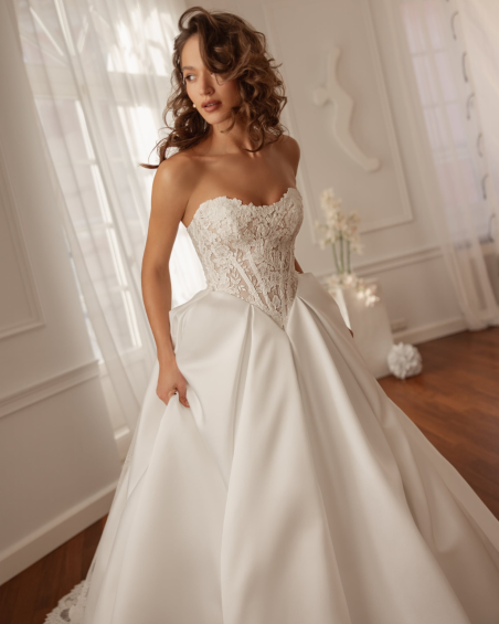 Robe de Mariée, Lucid - Ariamo