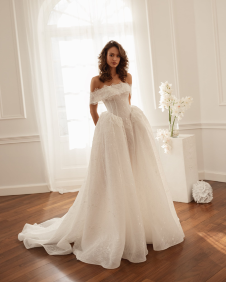Robe de Mariée, Still - Ariamo