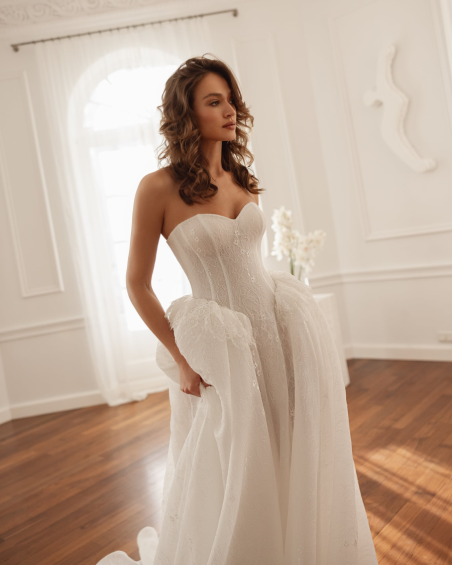 Robe de Mariée, Still - Ariamo